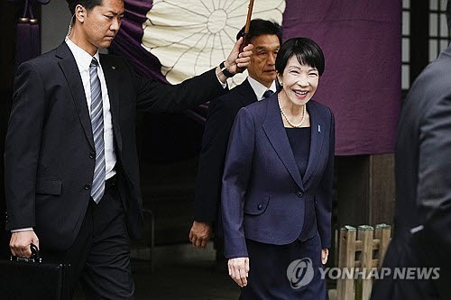 2024년 야스쿠니 신사를 참배한 다카이치 당시 의원 모습.(사진=연합뉴스)