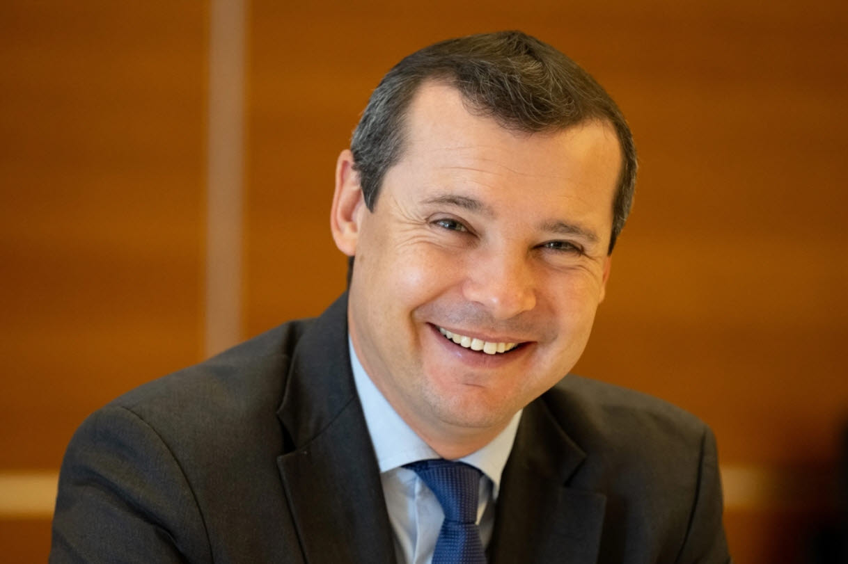 잔니 인판티노 FIFA 회장을 공개 비판한 뒤 FIFA 최고운영책임자(COO)가 자리에서 물러나게 된 케빈 라무르. 사진=FIFA