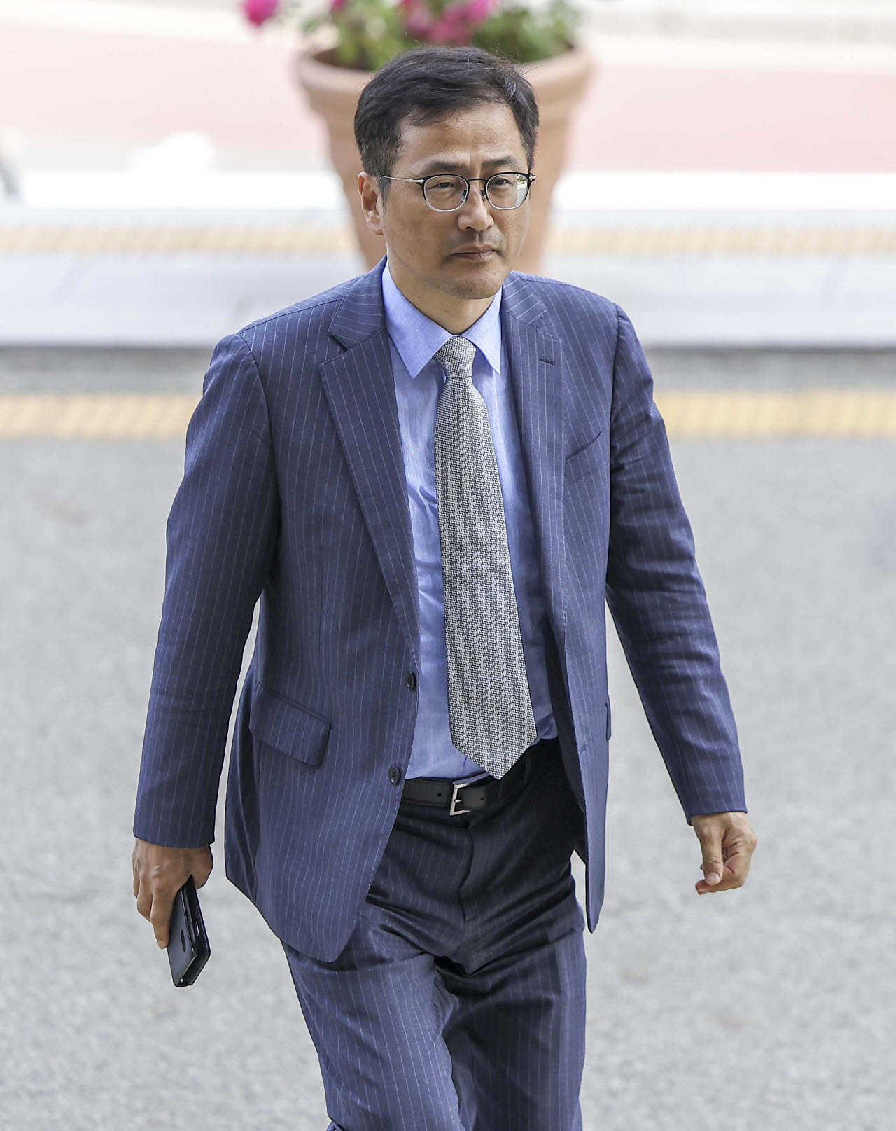 이태한 변호사가 지난 2024년 5월 24일 경기 과천시 정부과천청사 법무부에서 열린 검찰인사위원회에 참석하고 있다. (사진=뉴시스)