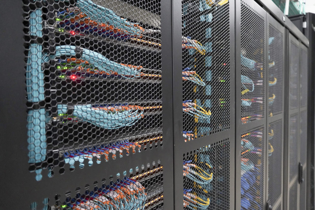 팩토리X 서울 GPU 서버 전면부 (사진=NHN클라우드)