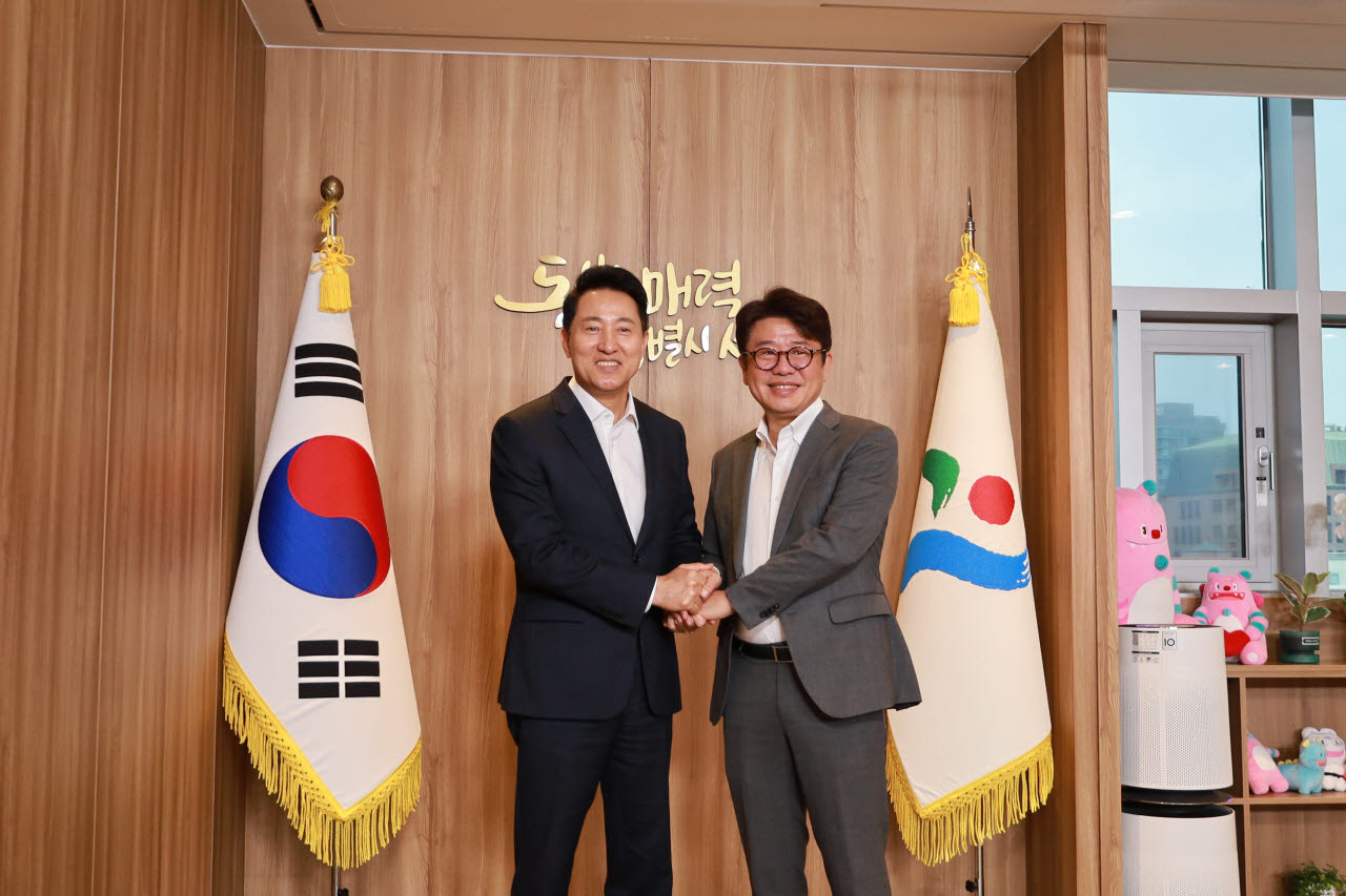 오세훈 서울시장과 유의동 국토교통위원장. (사진=유의동 의원실)