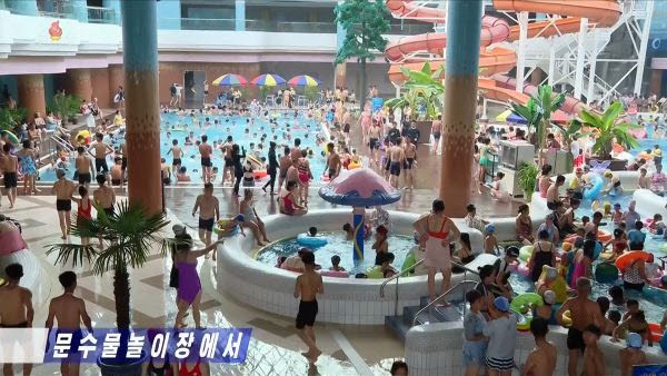 평양 문수물놀이장 (사진=조선중앙통신, 연합뉴스)