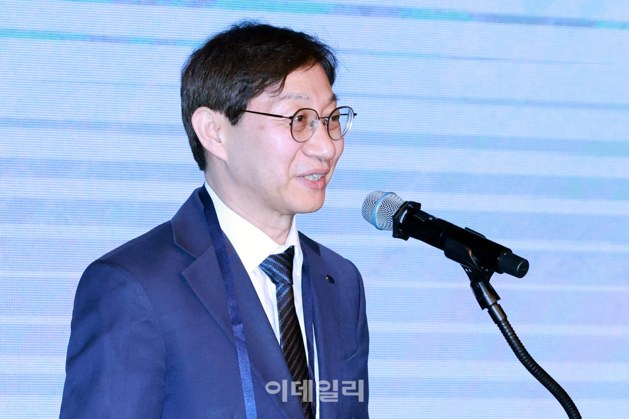 김성주 국민연금공단 이사장이 21일 서울 중구 더플라자호텔 그랜드볼룸에서 열린 '2026 글로벌 대체투자 컨퍼런스(GAIC)'에서 축사를 하고 있다.(사진=이데일리 방인권 기자)