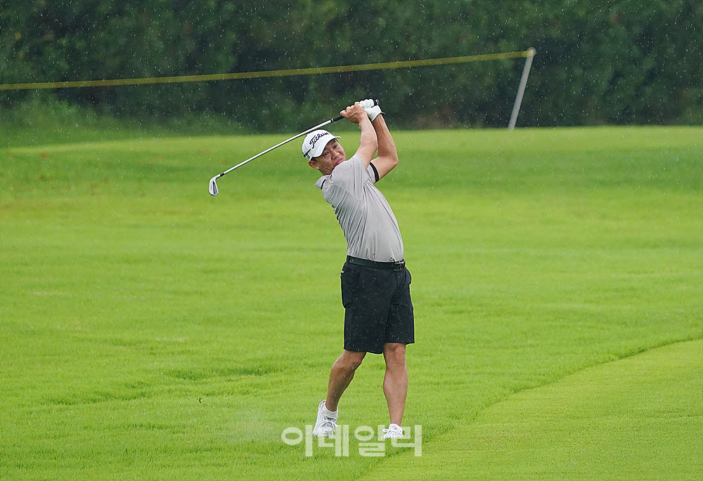 [포토] 권성열, 강력한 롱아이언샷