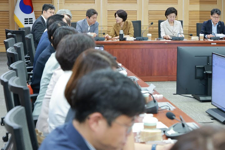 與김영배, 22일 吳시장 만나.…초과세수활용·용산공원에 반값아파트 공론화