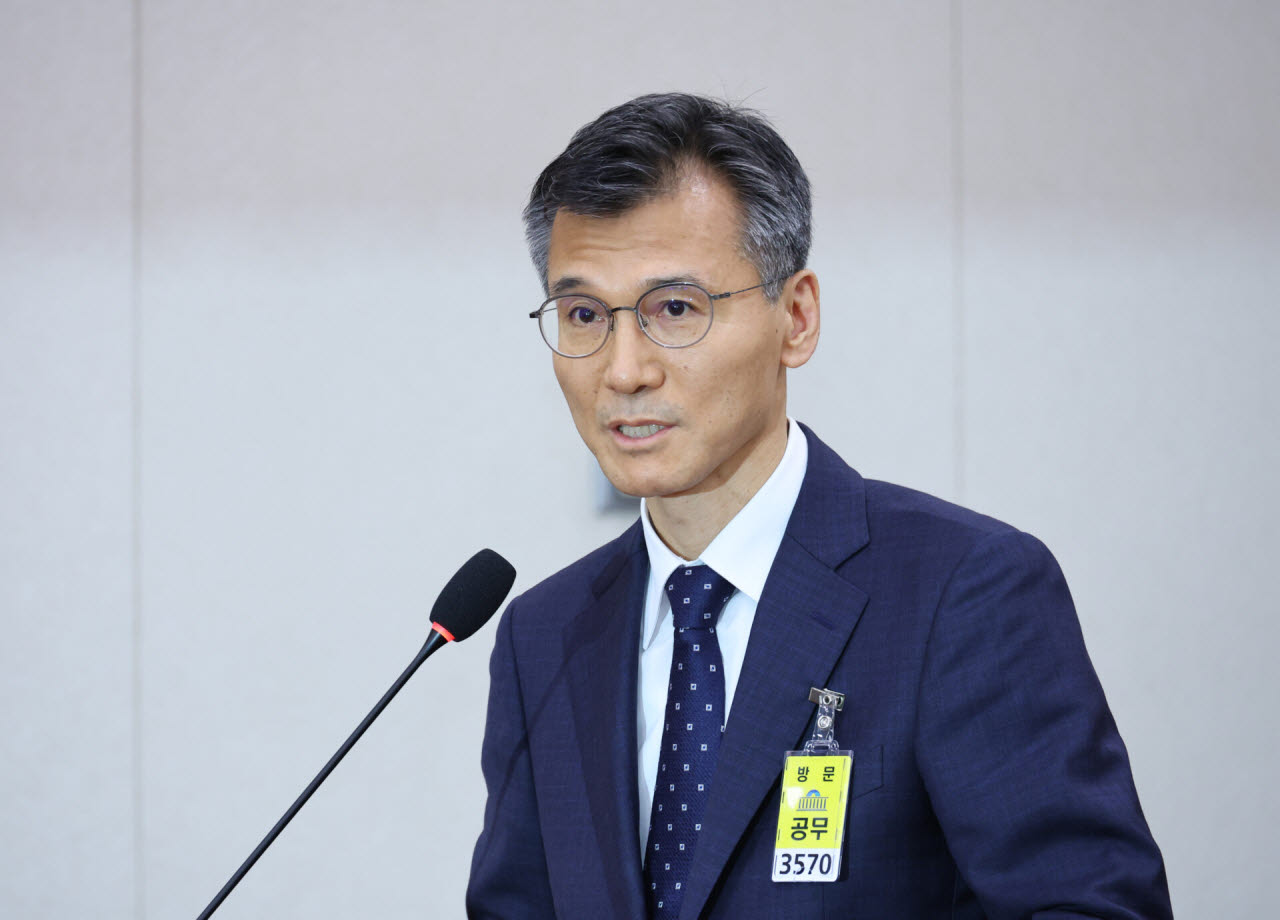 국감 질의에 답하는 김성동 대검찰청 감찰부장. (사진=뉴시스)