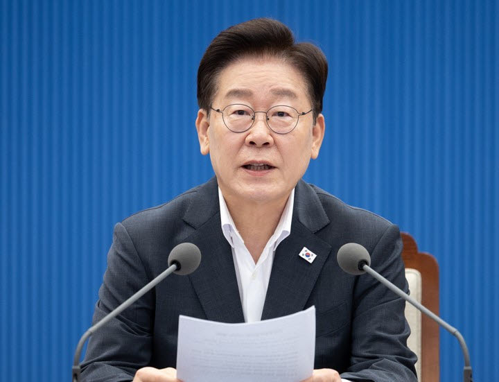 이재명 대통령이 21일 청와대에서 열린 국민주권정부 제1차 반부패정책협의회에서 발언하고 있다.(사진=연합뉴스)