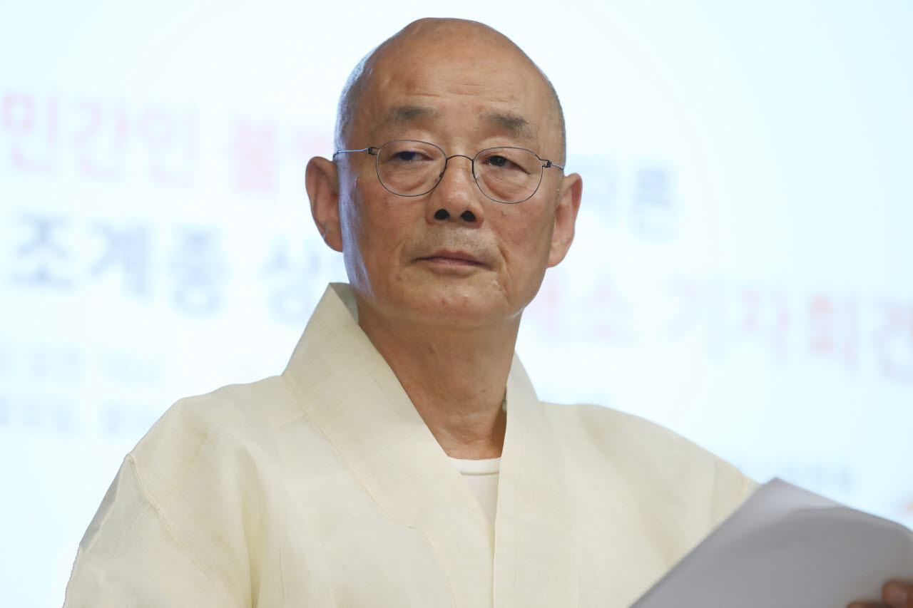 봉은사 주지를 지낸 명진스님. (사진=연합뉴스)