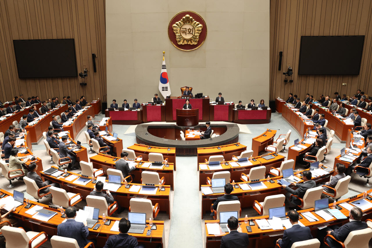 한성숙 국무총리가 24일 서울 여의도 국회에서 열린 예산결산특별위원회 전체회의에서 발언하고 있다.(사진=노진환 기자)