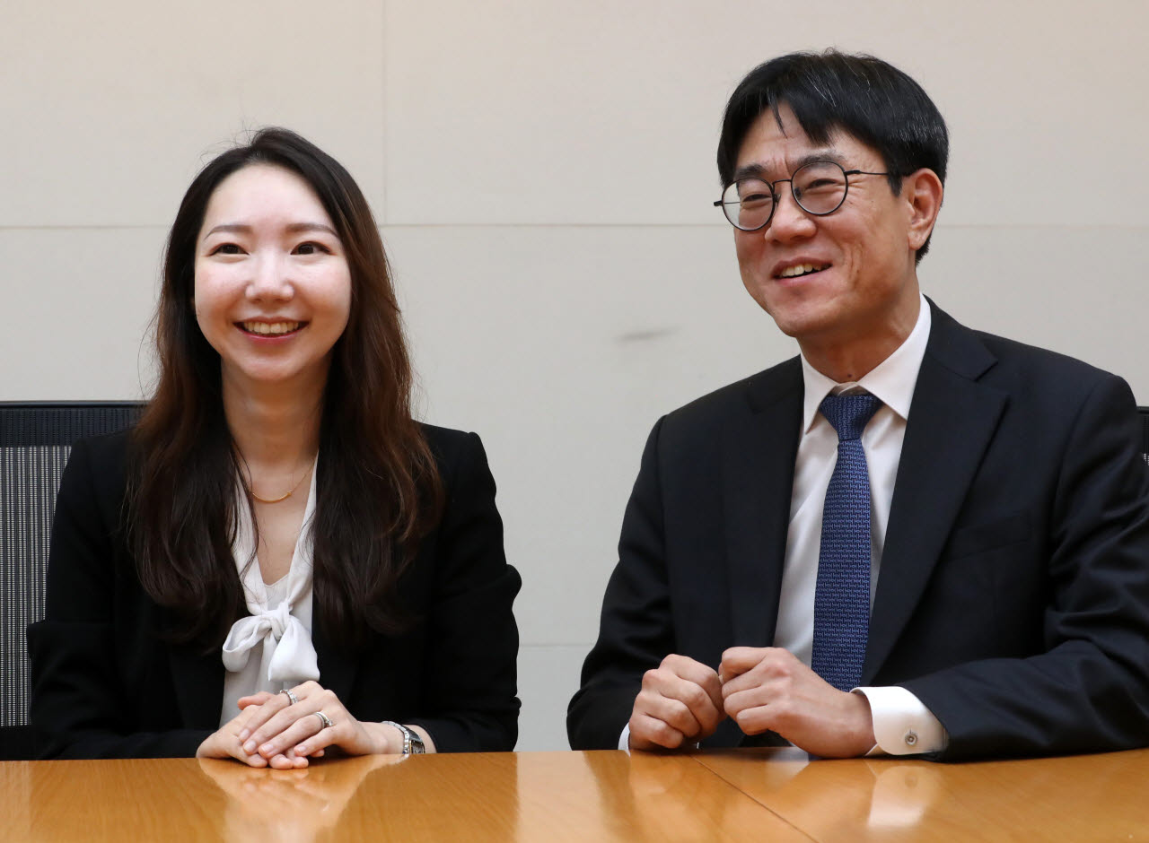 법무법인 광장 소속 박지형(왼쪽), 박경균 변호사. (사진=김태형기자)