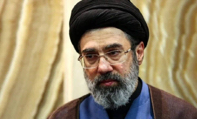 아야톨라 세예드 모즈타바 하메네이 이란 최고지도자. (사진=네팔 국제협력연구소)