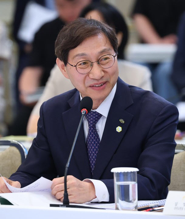 김성주 국민연금공단 이사장이 16일 청와대 영빈관에서 열린 이재명 대통령 주재 부처 업무보고에서 발언하고 있다. (사진=연합뉴스)