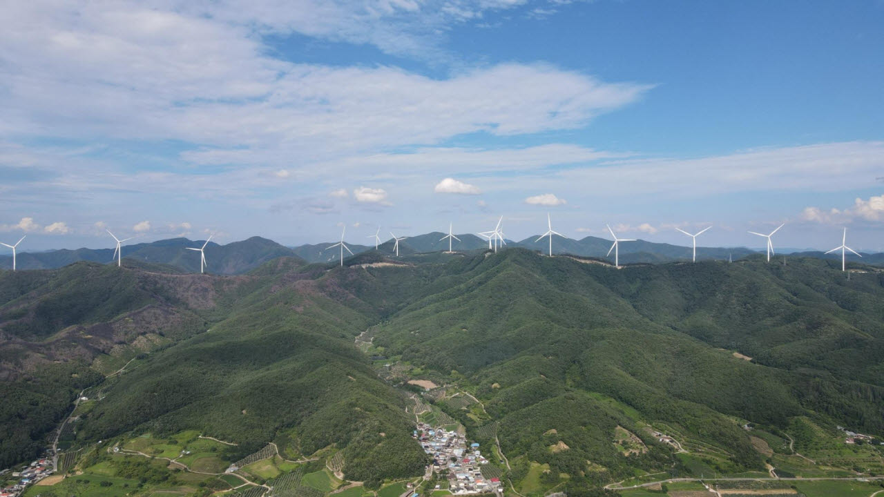 의성 황학산 풍력발전단지 전경(사진=SK이터닉스 제공)