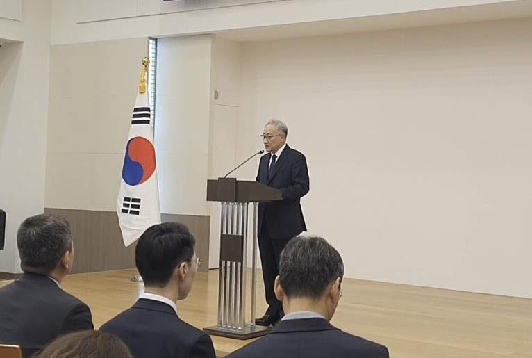 이석배 주러시아 대사가 지난해 11월 러시아 모스크바 주러대사관에서 열린 취임식에서 연설하고 있다.[연합뉴스 제공]