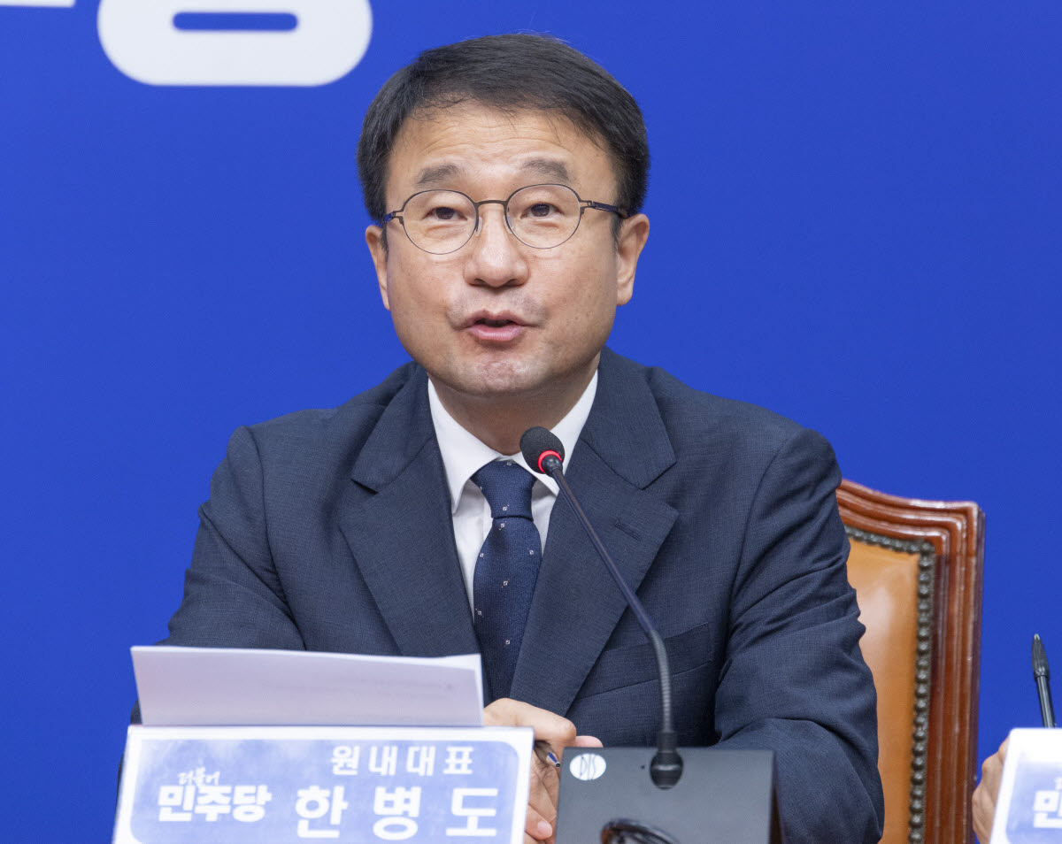 한병도 더불어민주당 원내대표가 31일 국회에서 열린 최고위원회의에서 발언하고 있다.(사진=연합뉴스)