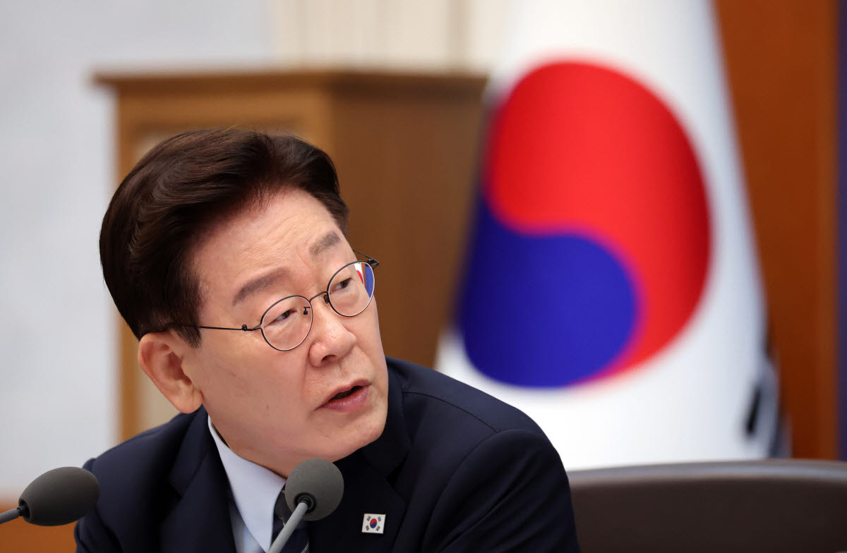 이재명 대통령이 1일 청와대에서 열린 국무회의에서 발언하고 있다. (사진=연합뉴스)