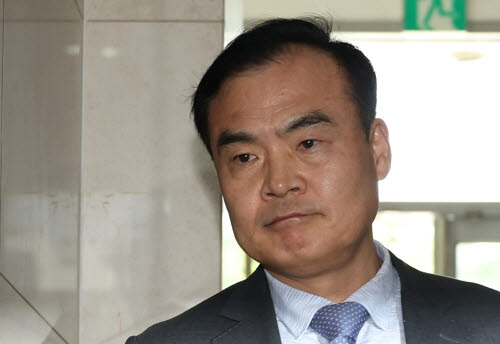 허태근 전 국방부 정책실장이 지난해 7월 28일 서울 서초구 순직해병특검 사무실에 출석하고 있다. (사진=연합뉴스)