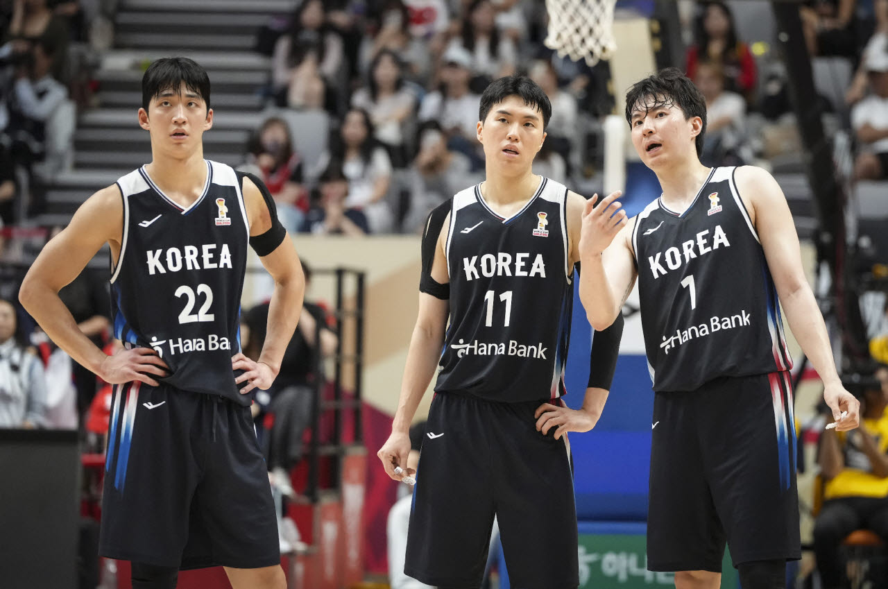 한국 남자농구 대표팀 여준석(왼쪽), 이우석(가운데), 이현중. 사진=대한민국농구협회