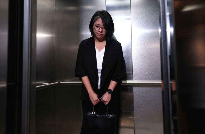 용혜인 성평등가족부 장관 후보자가 3일 서울 서대문구에 마련된 인사청문회 준비 사무실로 출근하고 있다. (사진=연합뉴스)
