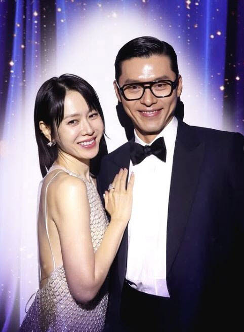 현빈·손예진, 아들과 일본 여행 목격