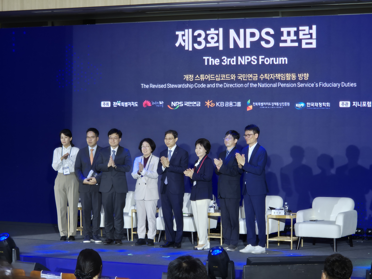 “그게 책임투자인가”…거수기 운용사에 내민 국민연금 ‘경고장’