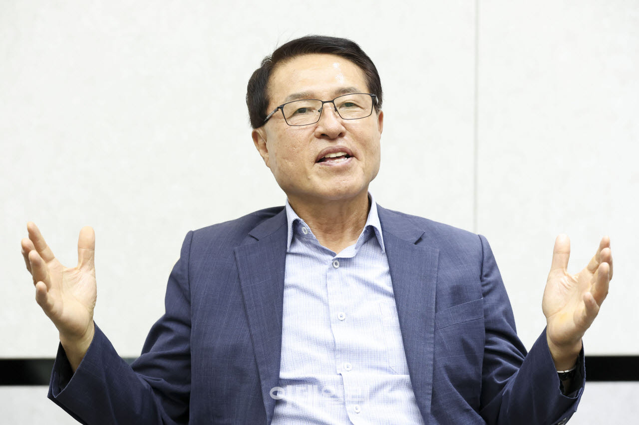 정운천 재단법인 활농 이사장(전 농림수산식품부 장관)이 3일 이데일리와의 인터뷰에서 발언하고 있다. (사진=이데일리 이영훈 기자)