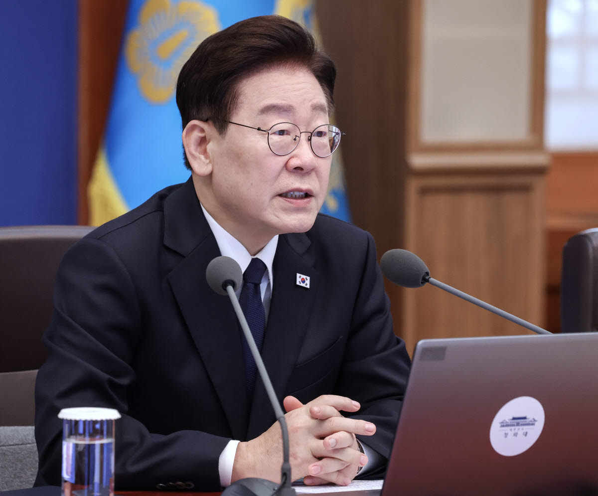 이재명 대통령이 3일 청와대에서 열린 수석보좌관회의에서 발언하고 있다.(사진=연합뉴스)