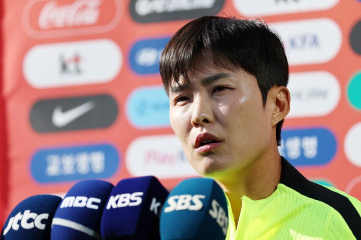 인터뷰하는 지소연.(사진=연합뉴스)