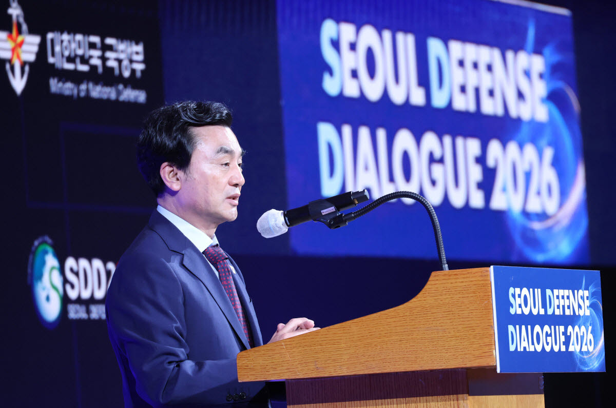 안규백 국방부 장관이 8일 서울 중구 더그랜드롯데에서 열린 2026 서울안보대화 개회식에서 개회사를 하고 있다.[연합뉴스 제공]