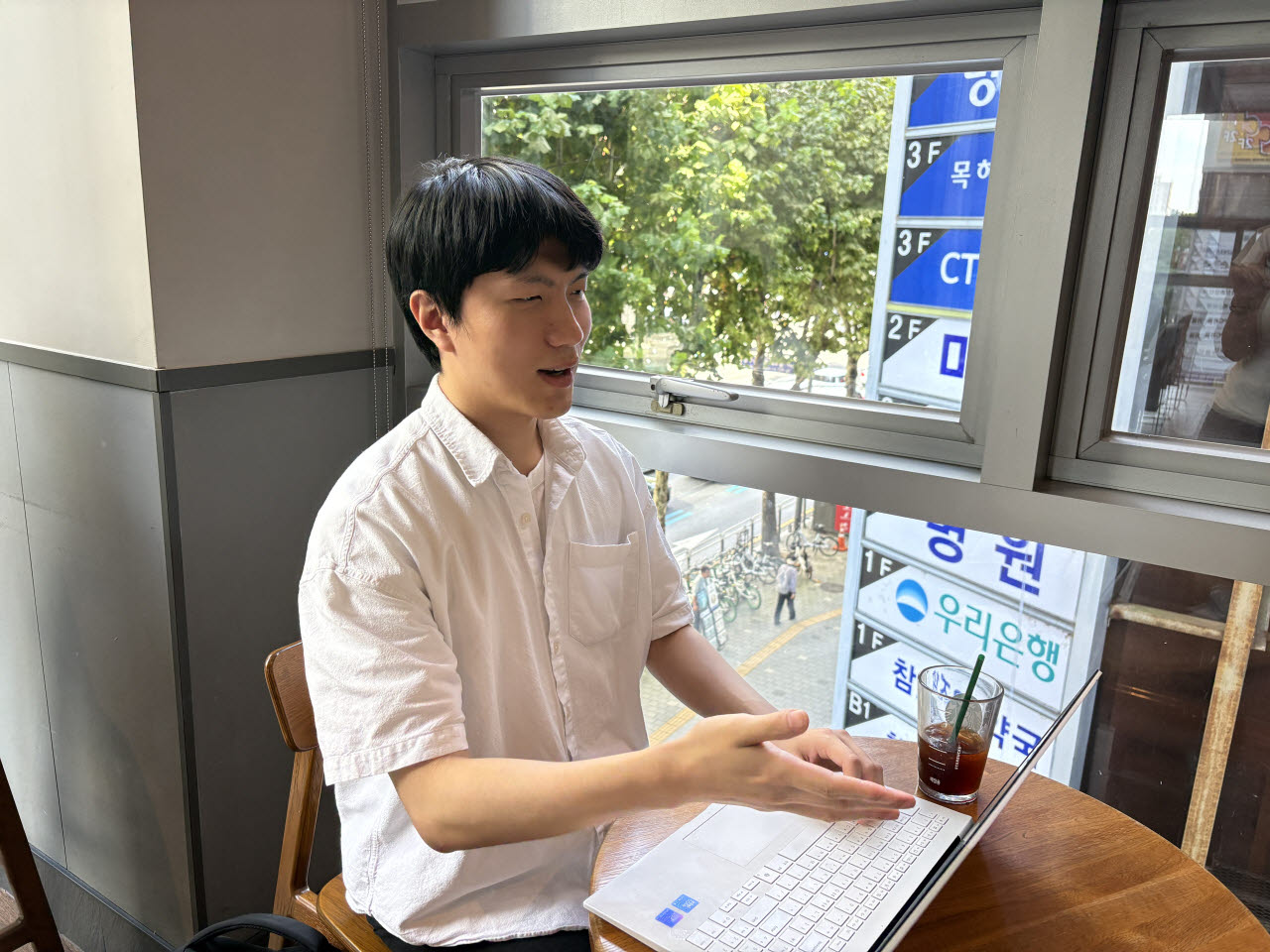 배성훈 로로랩스 대표가 이데일리와 인터뷰를 진행하고 있다. (사진=권아인 수습기자)