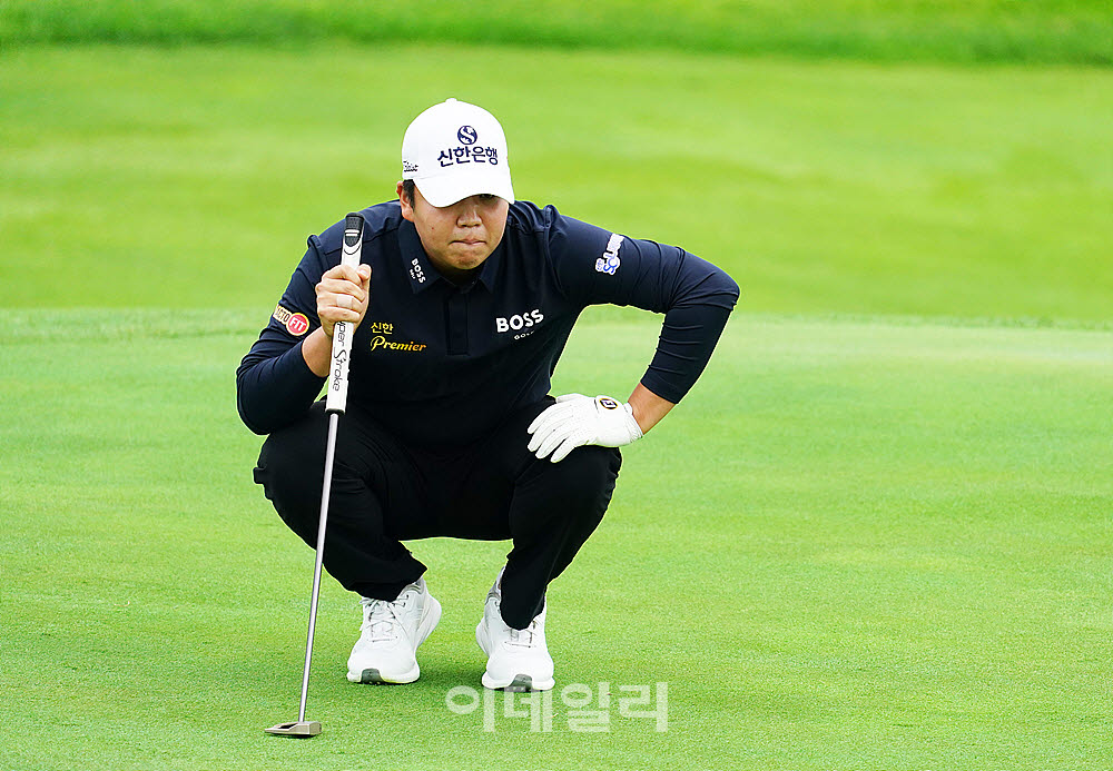 [포토] 장유빈, 스폰서 대회 우승을 위해서