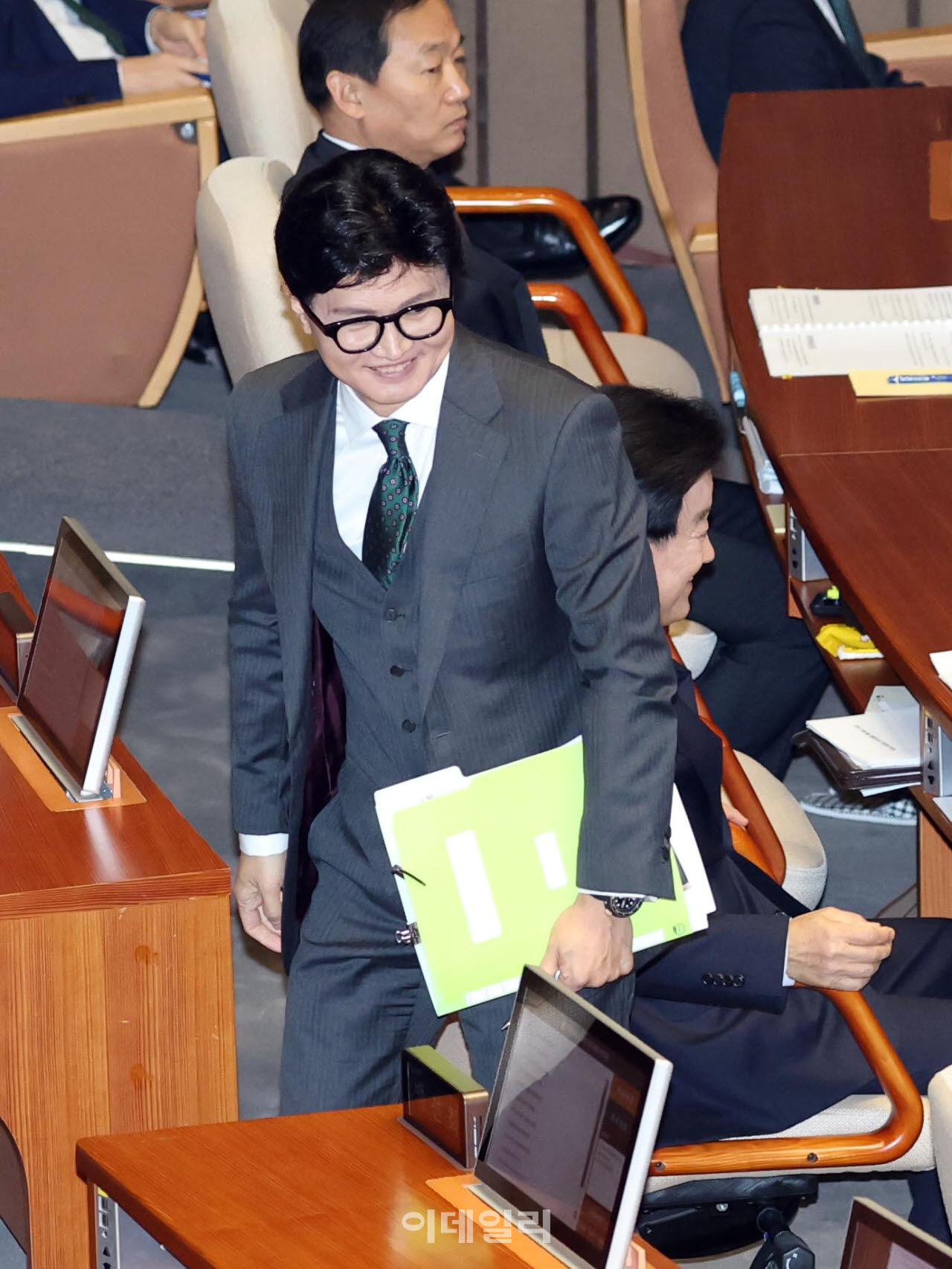 [포토]대정부 질문, '미소 보이는 한동훈'