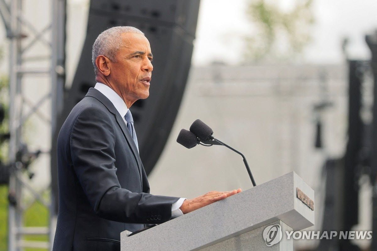 미국 일리노이주 시카고에서 열린 오바마 대통령 센터 개관 기념식에서 버락 오바마 전 미국 대통령이 연설을 하고 있다. (사진=로이터)