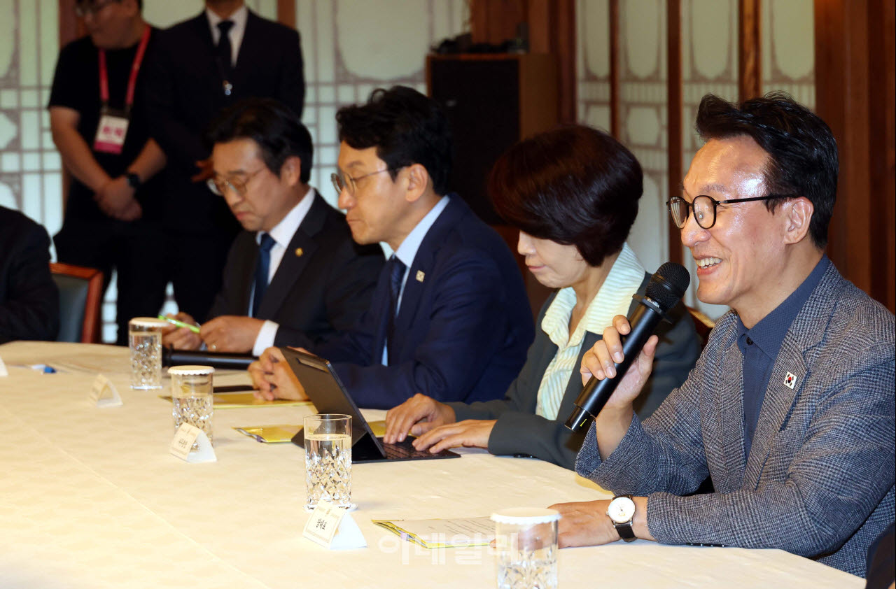 김민석 더불어민주당 대표가 13일 서울 종로구 삼청동 국무총리 서울공관에서 열린 고위당정협의회에서 발언하고 있다. (사진=방인권 기자)