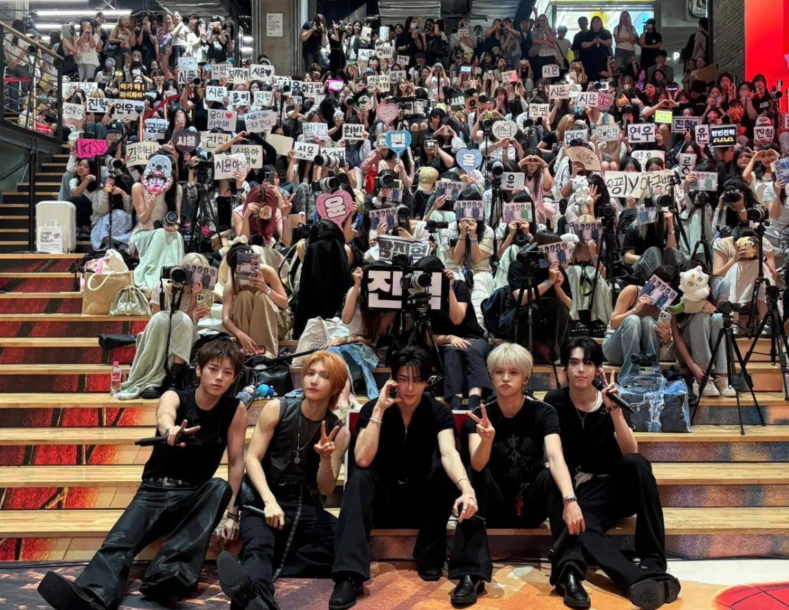 MEGA STAGE 공연 현장(코엑스 메가스퀘어). (사진=나우즈(NOWZ) 공식X)
