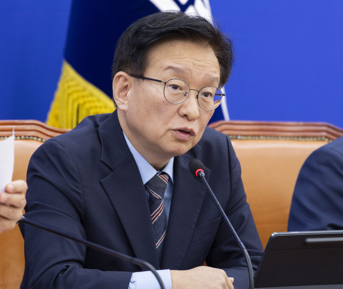 더불어민주당 권칠승 정책위의장이 3일 국회에서 열린 정책조정회의에서 부동산 정책과 관련한 발언을 하고 있다. (사진=연합뉴스)