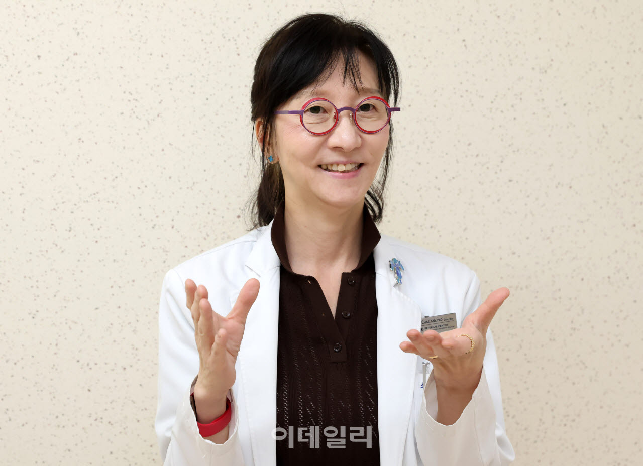 채종희 서울대어린이병원장이 이데일리와 인터뷰를 하고 있다.(사진=방인권 기자)