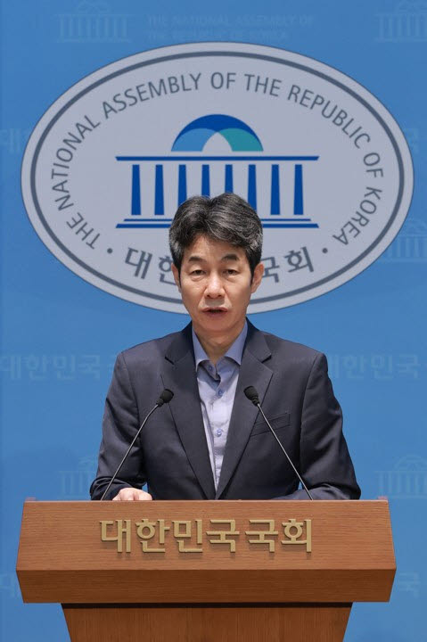 친문 윤건영 