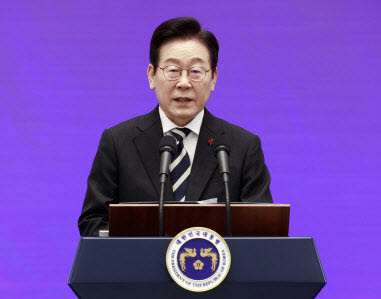 이재명 대통령이 지난해 12월 3일 청와대 영빈관에서 '민주주의 회복, 1년 외신 기자회견'에서 발언을 하고 있다.(사진=연합뉴스)