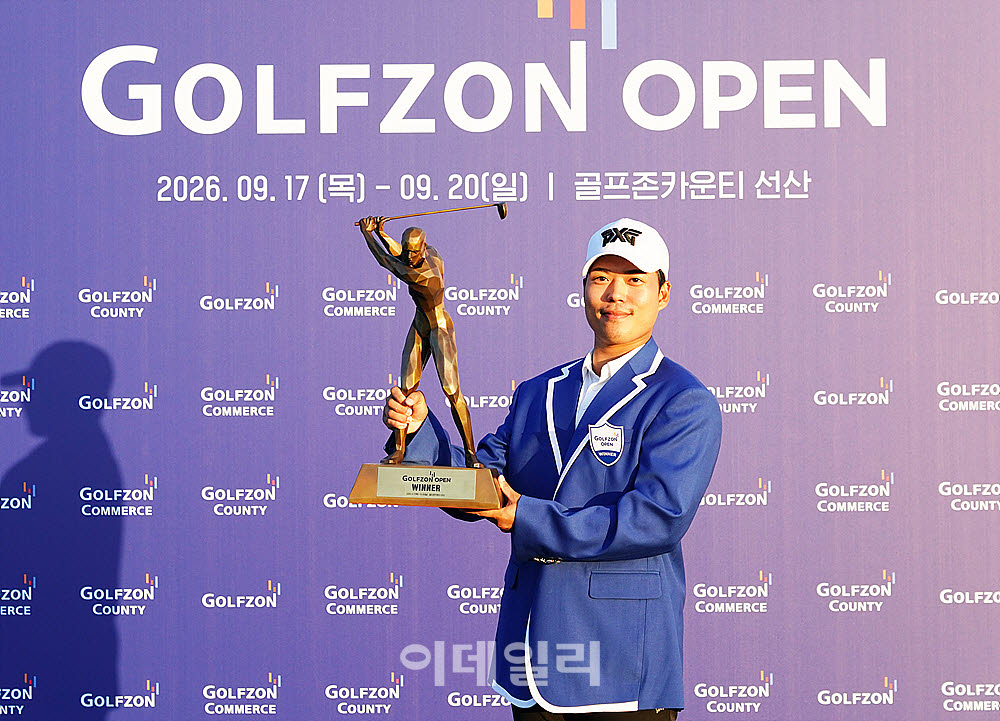 [포토] 신상훈, 군 복귀 후 첫승 달성
