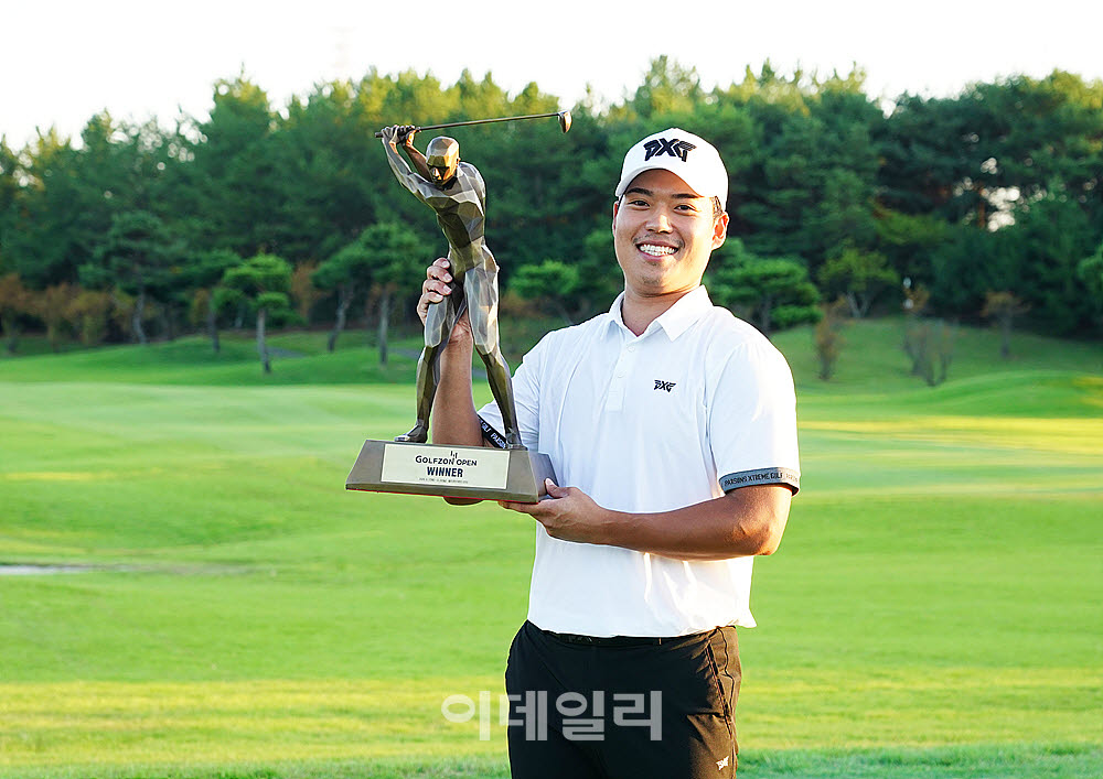 [포토] 신상훈, 예비역 골퍼 재대 후 첫 승