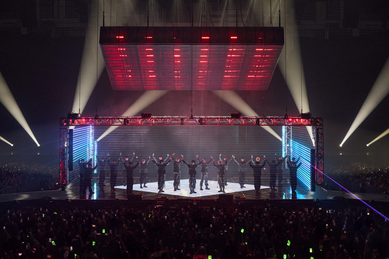 NCT 127 '펀치' 무대.(사진=SM엔터테인먼트)