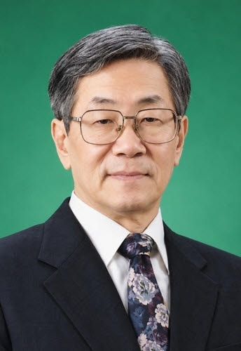 故 이백천 대중음악평론가(사진=연합뉴스)