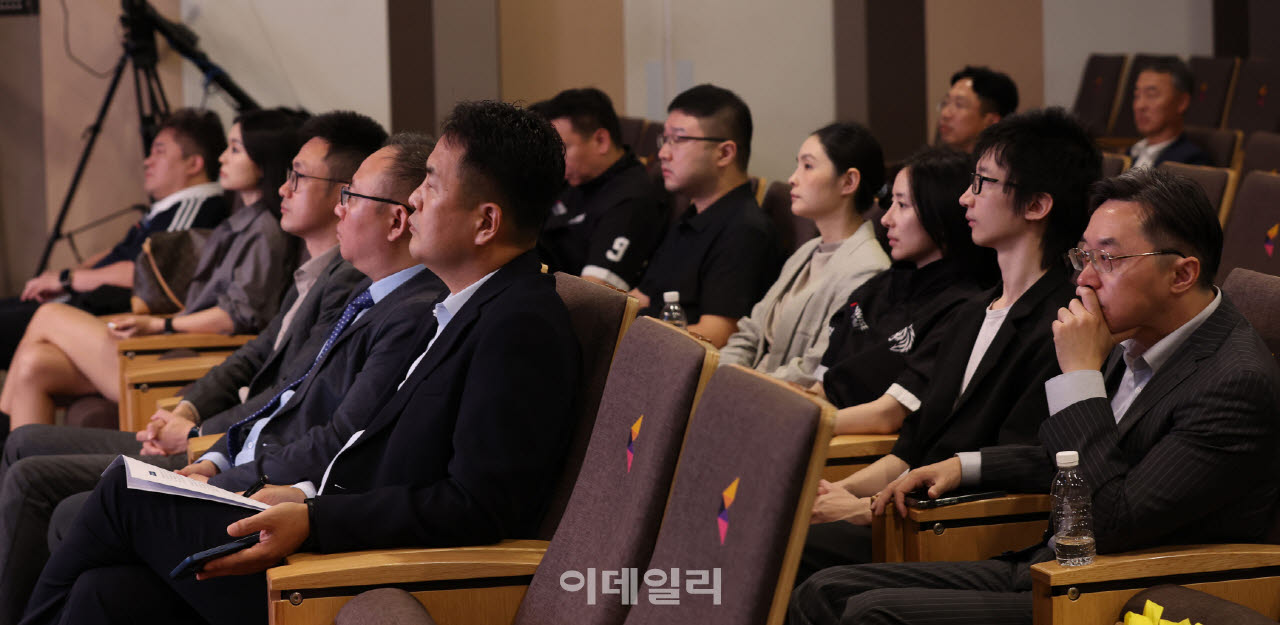 23일 열린 ‘2026 중국 공업정보화부 횃불센터 고신구 기업가 방문 행사’에서 글로벌혁신센터(KIC중국)와 횃불센터, 국가고신구 기업인 등 참석자들이 발표를 경청하고 있다.(사진=이데일리 이영훈 기자)