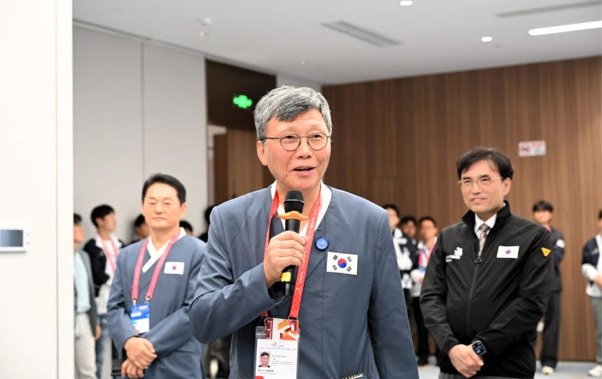 이병훈 한국산업인력공단 이사장이 23일 제48회 국제기능올림픽이 열린 중국 상하이에서 발언하고 있다. (사진=한국산업인력공단)