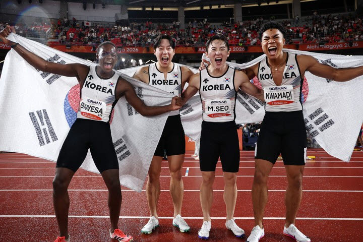 남자 400m 계주팀, 한국 신기록 기록하며 동메달.(사진=연합뉴스)