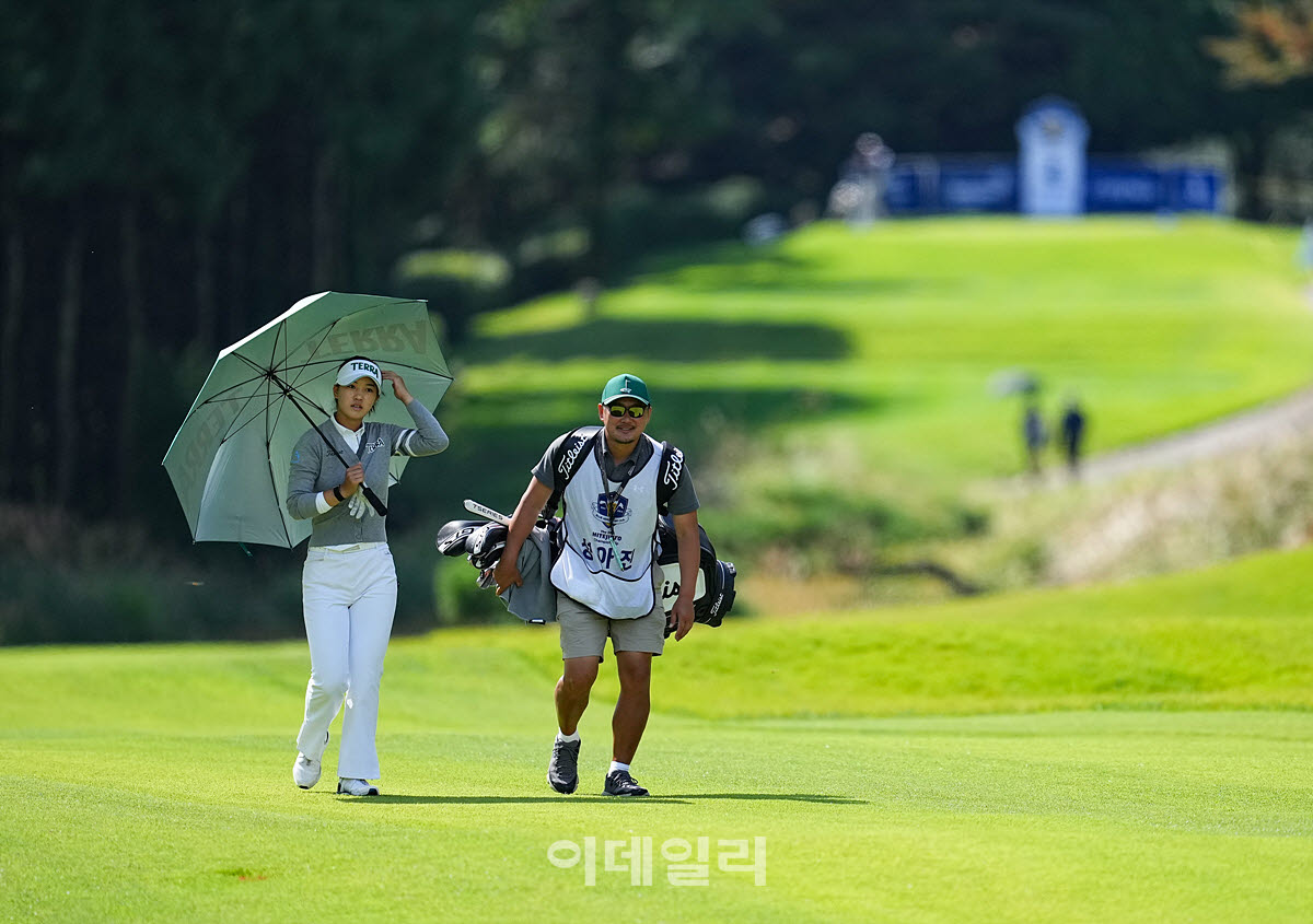 [포토]성아진,여유로운 발걸음