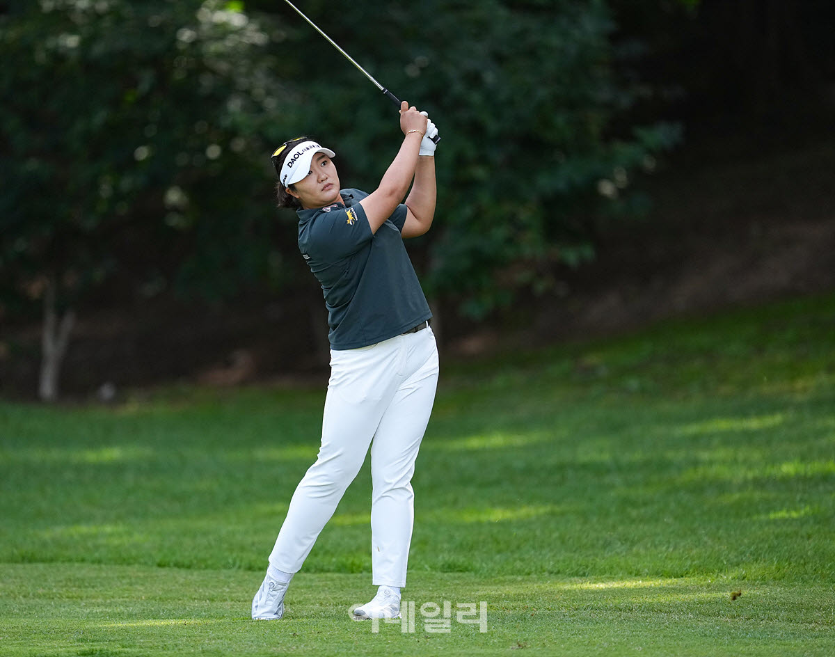 [포토]유해란,핀 옆에 붙어라