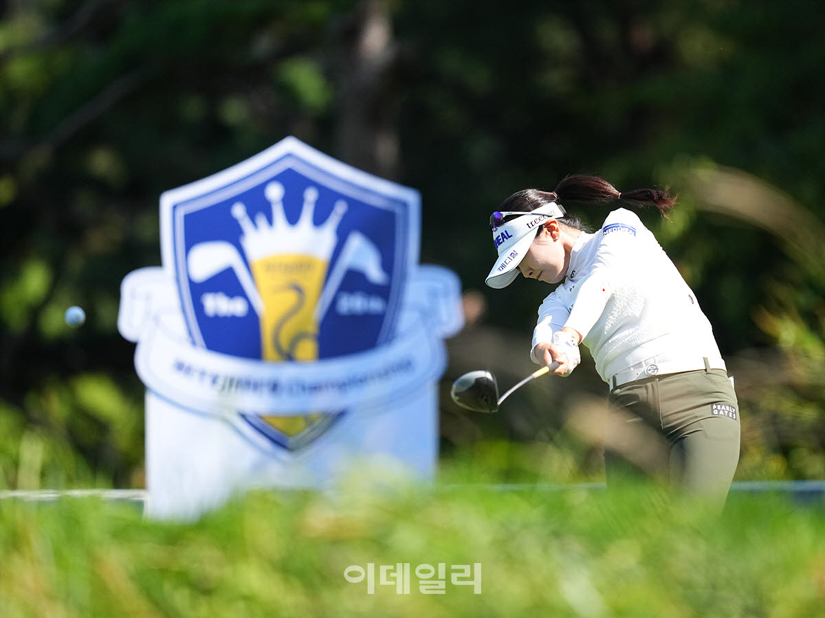 [포토]이예원,정확도 높은 임팩트