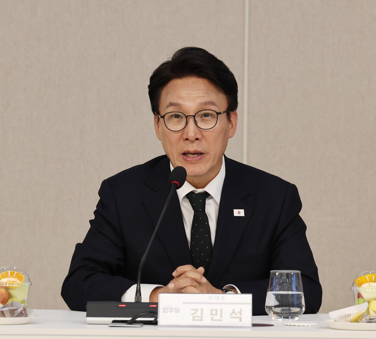 김민석 더불어민주당 대표가 2일 울산시청에서 열린 예산정책협의회에서 발언하고 있다.(사진=연합뉴스)